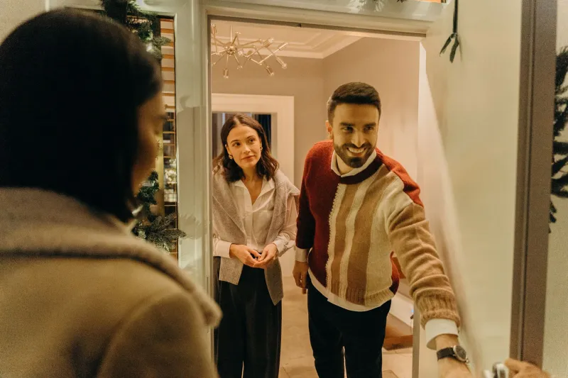 Your Home, Your Rules: How Smart Homestay Hosts Protect Their Space Without Scaring Off Guests